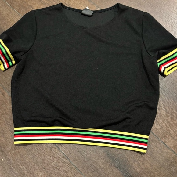 WINDSOR BLACK CROP TOP WITH COLORED STRIPE DETAILS - Picture 14 of 16